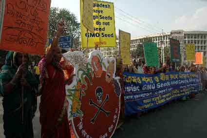 Farmers protesting agaginst GMOs GMO Protest